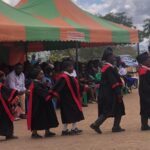 Graduation Tag an der Maisha Mazuri Primary School grads2