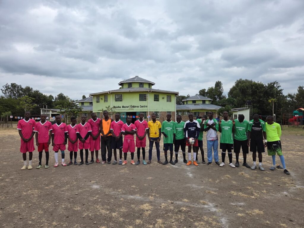 Neues von der Secondary - Academy of Maisha Mazuri fussballmannschaft